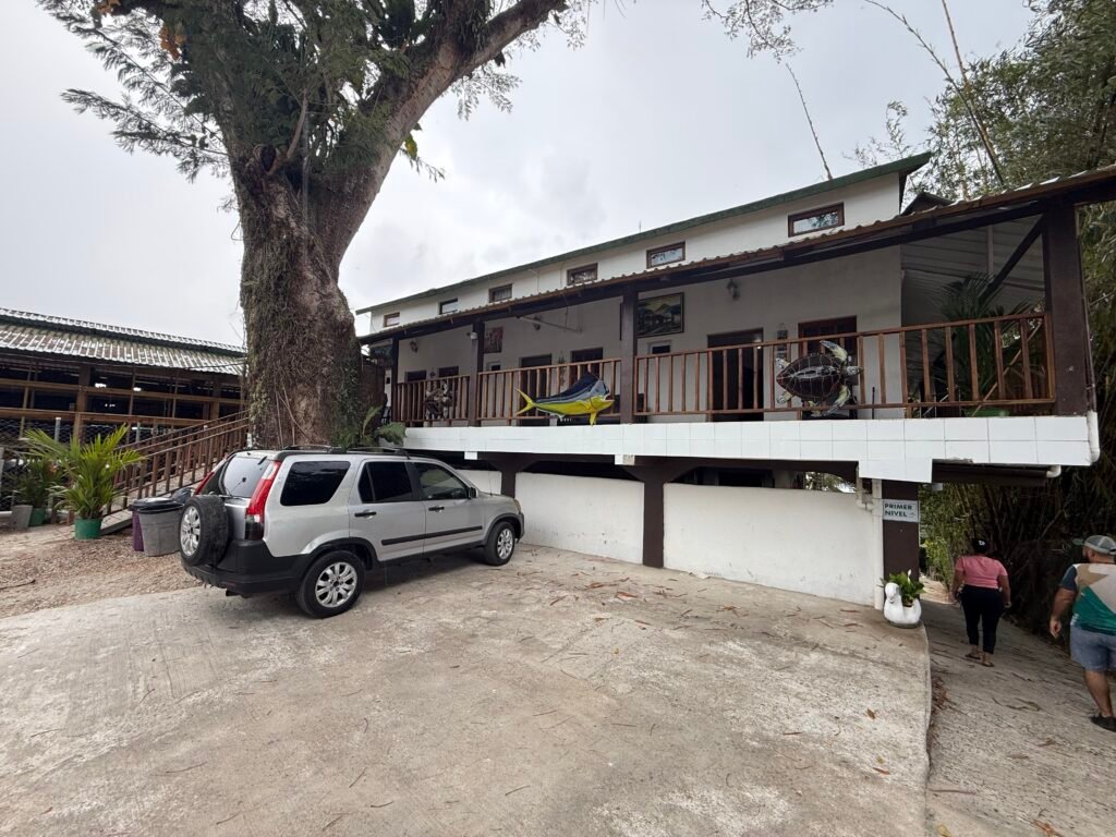 hotel en rio dulce